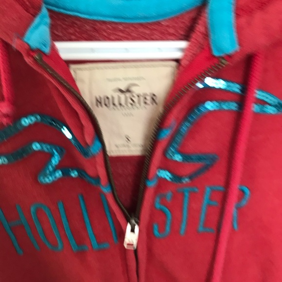 Hollister hoodie ALL TOPS 3/20$! - Picture 2 of 2